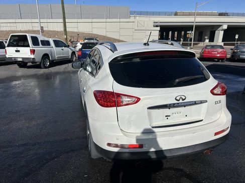 Used 2011 INFINITI EX35 Journey w/ Premium Pkg image 8