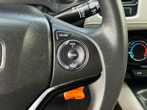 Used 2018 Honda HR-V LX image 20