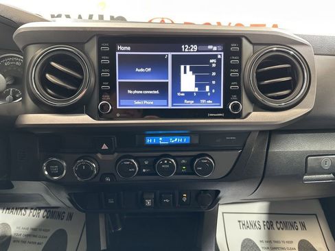 Used 2023 Toyota Tacoma TRD Sport image 30