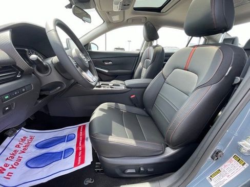 New 2025 Nissan Sentra SR w/ SR Premium Package image 12