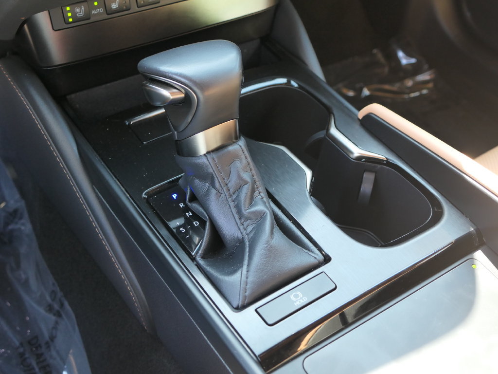 Used 2024 Lexus ES 350 w/ Premium Package FWD image 20