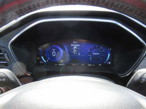 Used 2020 Ford Escape Titanium AWD/4WD image 30