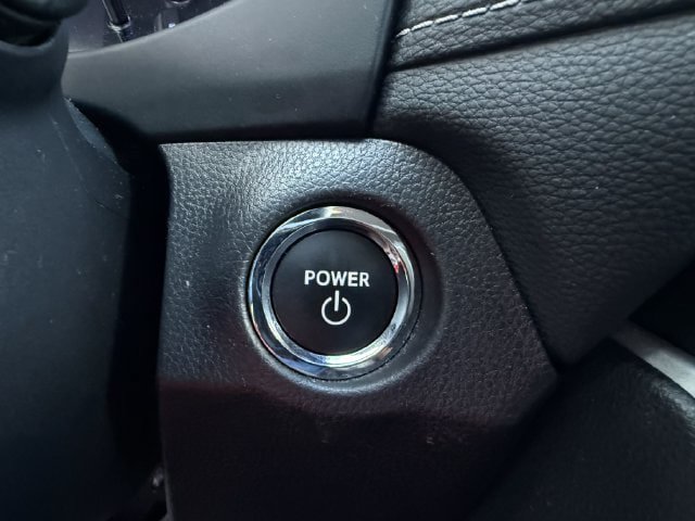 Used 2025 Toyota RAV4 XLE AWD/4WD image 24