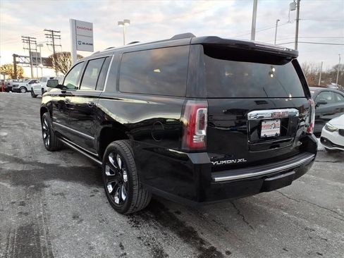 Used 2020 GMC Yukon XL Denali w/ Denali Ultimate Package AWD/4WD image 4