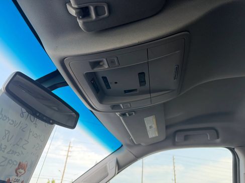 Used 2018 Chevrolet Silverado 1500 LT w/ Texas Edition RWD image 15