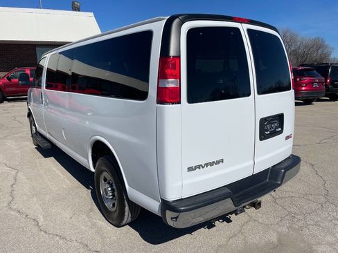 Used 2023 GMC Savana 3500 LS w/ Chrome Appearance Package image 3