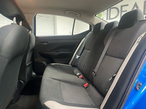 Used 2021 Nissan Versa SV image 12