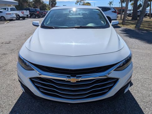 Used 2024 Chevrolet Malibu LT image 9