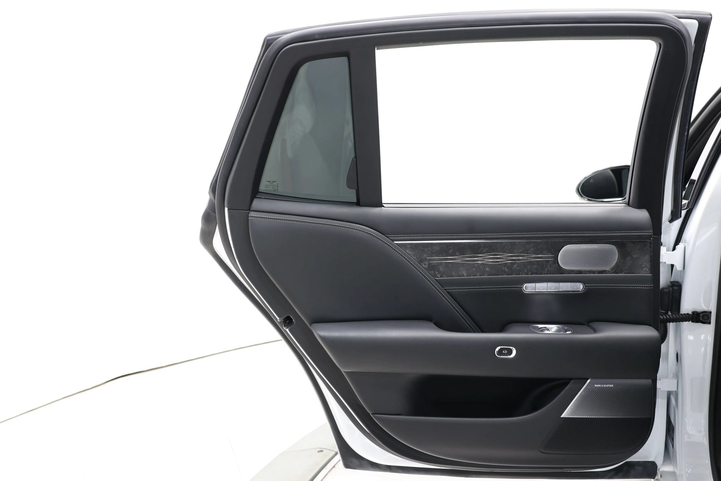 Used 2024 Genesis G90 3.5T AWD/4WD image 54
