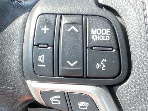 Used 2015 Toyota Highlander XLE AWD/4WD image 20