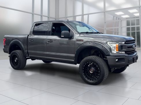 Used 2018 Ford F150 XLT w/ Equipment Group 302A Luxury AWD/4WD image 8