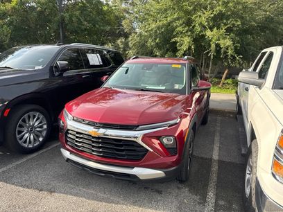 Used 2025 Chevrolet TrailBlazer LT w/ Convenience Package