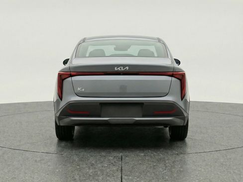 Used 2025 Kia K4 LXS image 7