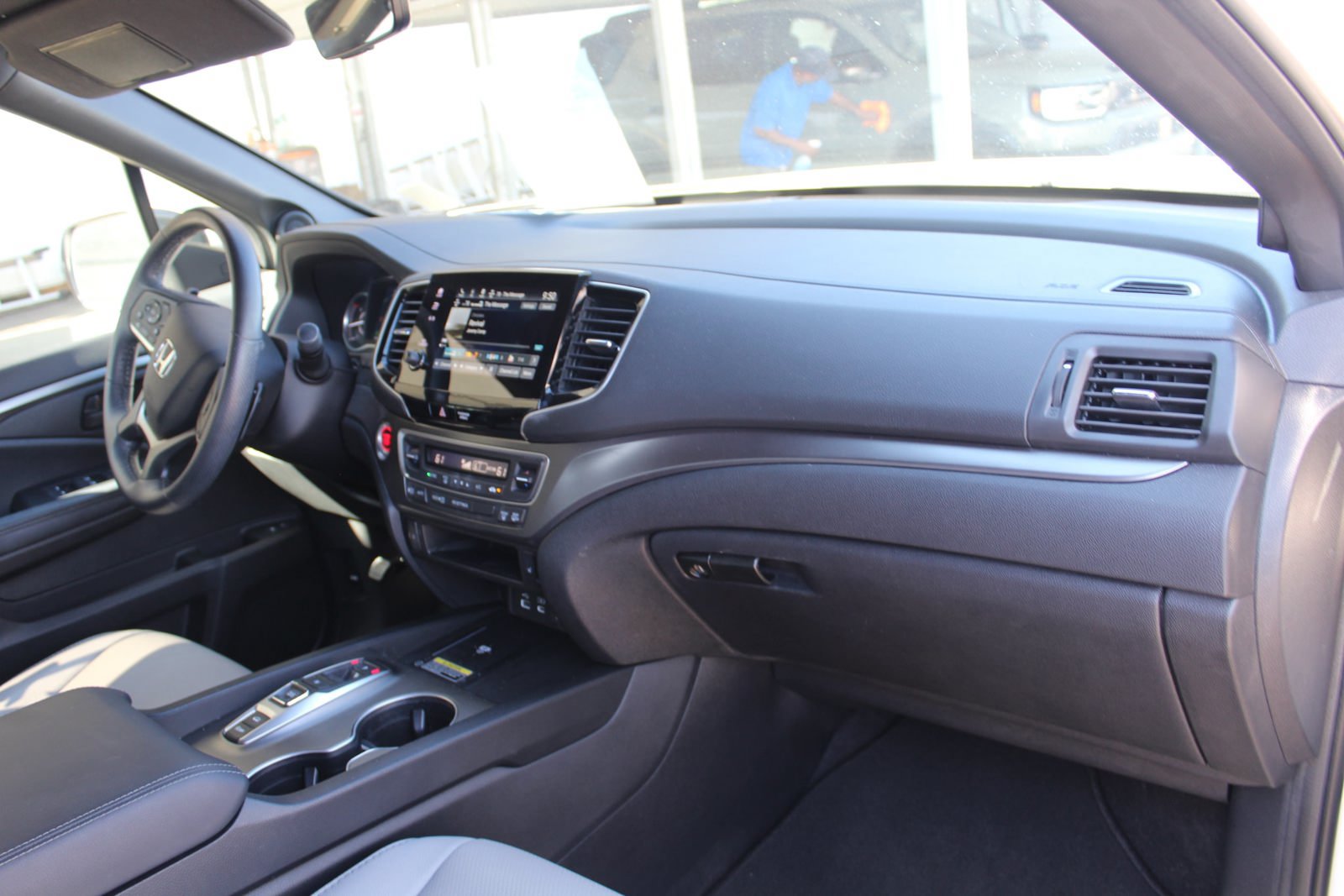 Used 2024 Honda Passport EX-L image 20