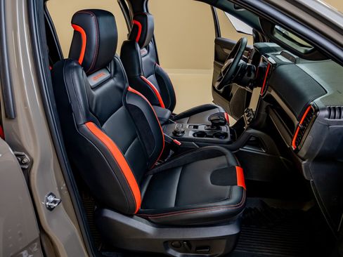 Used 2025 Ford Ranger Raptor image 31