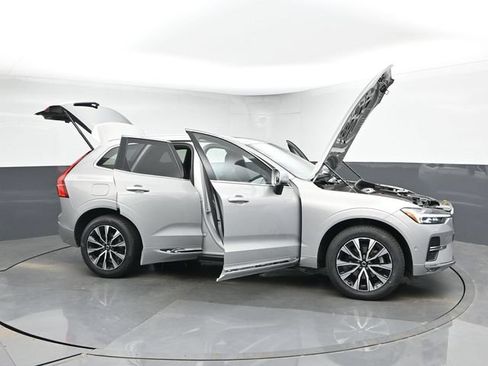 Used 2023 Volvo XC60 B5 Plus w/ Climate Package AWD/4WD image 51