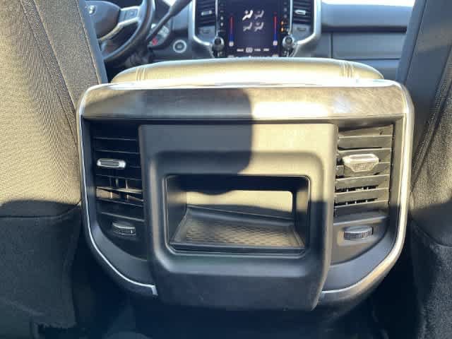 Used 2024 RAM 3500 Big Horn w/ Sport Appearance Package AWD/4WD image 18