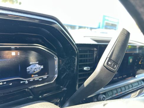 Used 2023 Chevrolet Silverado 1500 LT image 27