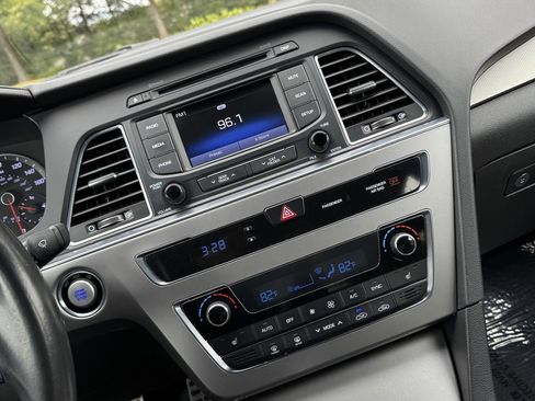 Used 2015 Hyundai Sonata Sport 2.0T image 26