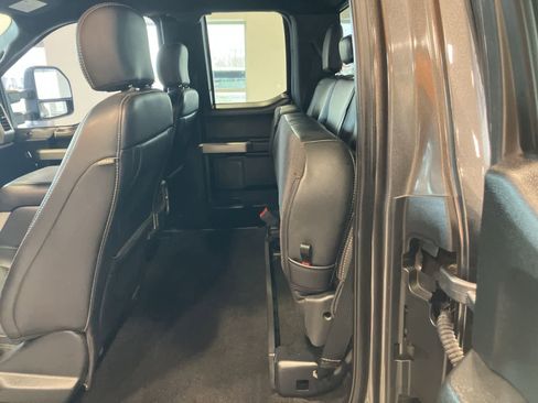 Used 2020 Ford F150 Lariat w/ Equipment Group 502A Luxury image 32