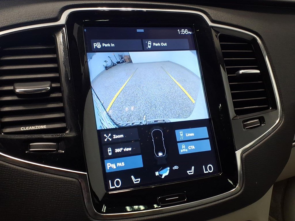 Used 2016 Volvo XC90 T6 Momentum AWD/4WD image 14