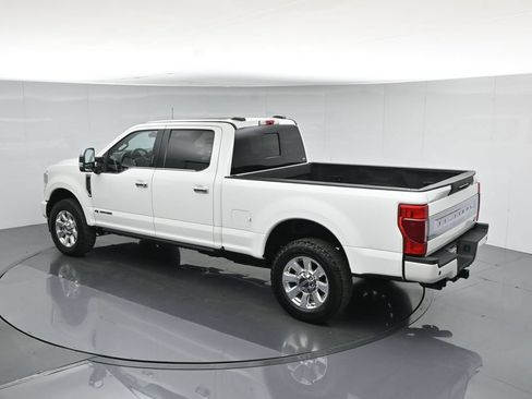 Used 2022 Ford F250 Platinum w/ FX4 Off-Road Package AWD/4WD image 46