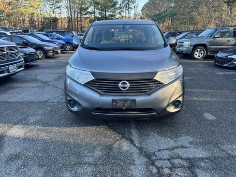Used 2015 Nissan Quest S image 2