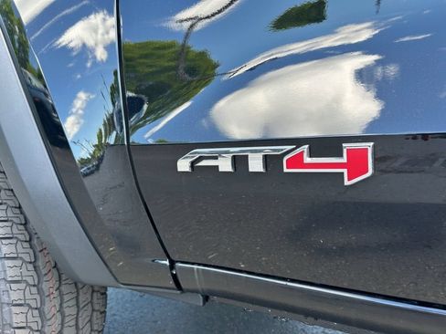 New 2026 GMC Canyon AT4 AWD/4WD image 33