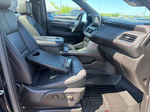 Used 2021 Chevrolet Tahoe RST w/ Luxury Package AWD/4WD image 23