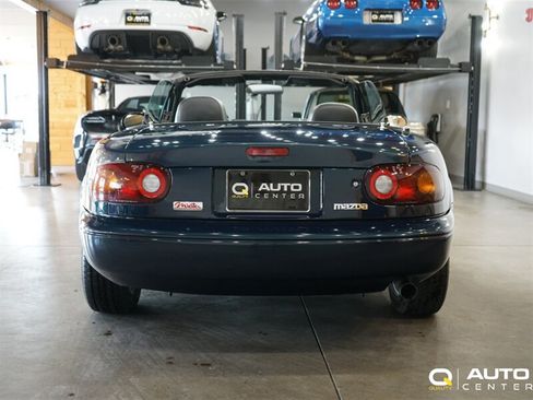 Used 1996 MAZDA MX-5 Miata RWD image 8