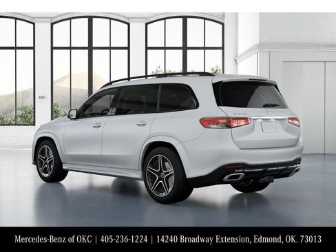 New 2026 Mercedes-Benz GLS 450 4MATIC image 29