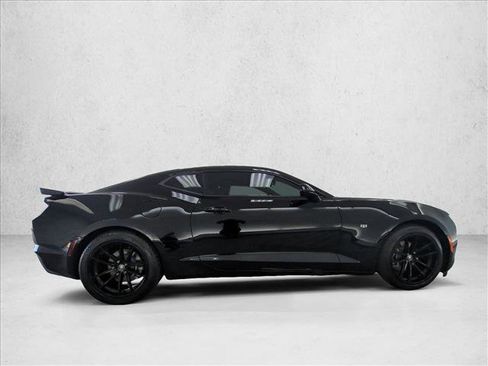 Used 2023 Chevrolet Camaro LT RWD image 4
