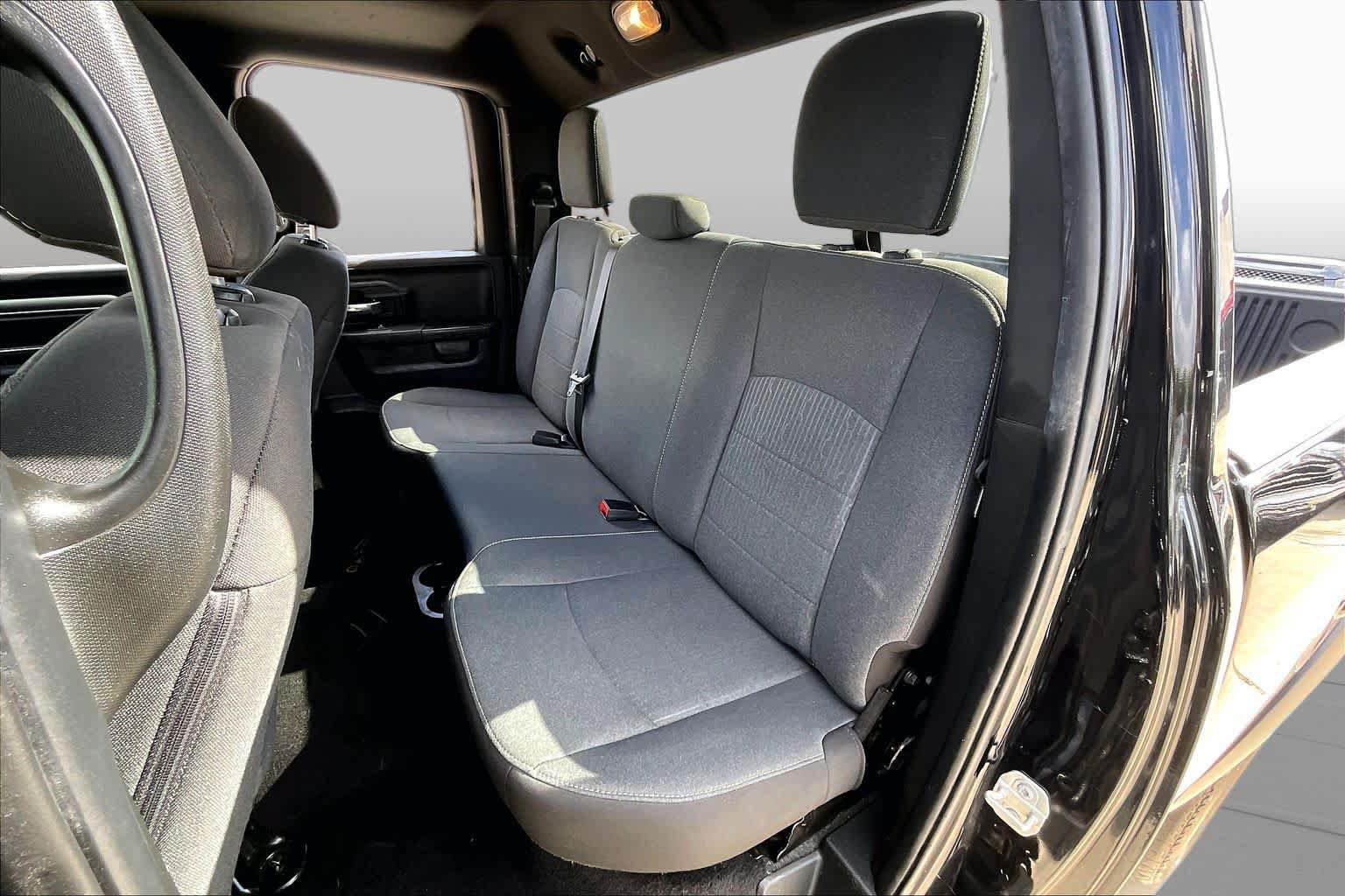 Used 2024 RAM 1500 Warlock w/ Electronics Group RWD image 21