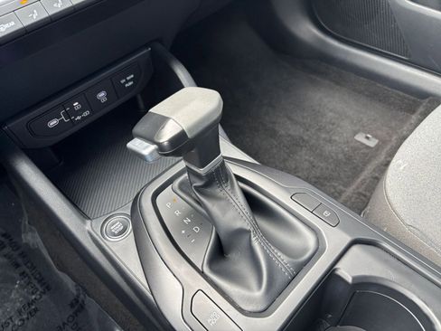 Used 2025 Kia K4 FWD image 36