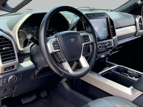 Used 2022 Ford F250 Lariat w/ Lariat Ultimate Package AWD/4WD image 18