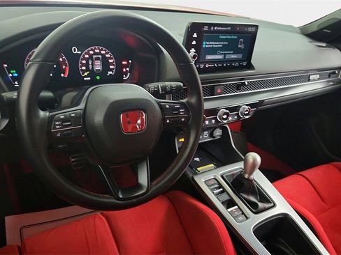 Used 2023 Honda Civic Type R image 14