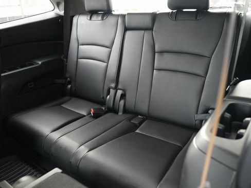 Used 2017 Honda Pilot Elite image 36