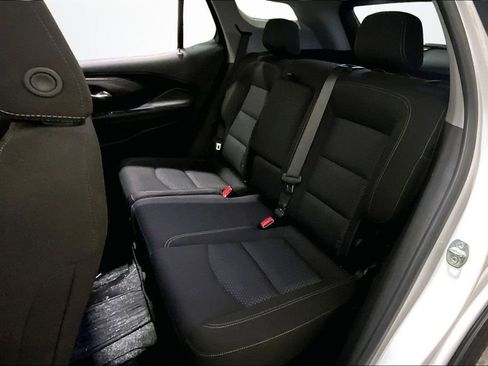 Used 2023 GMC Terrain SLE w/ Driver Convenience Package image 22