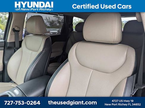 Certified 2022 Hyundai Santa Fe Limited image 7
