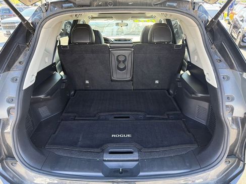 Used 2016 Nissan Rogue SL w/ SL Premium Package FWD image 18