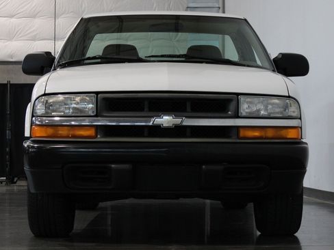 Used 1998 Chevrolet S10 Pickup 2WD Regular Cab image 31