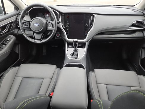 Used 2025 Subaru Outback Onyx Edition image 24