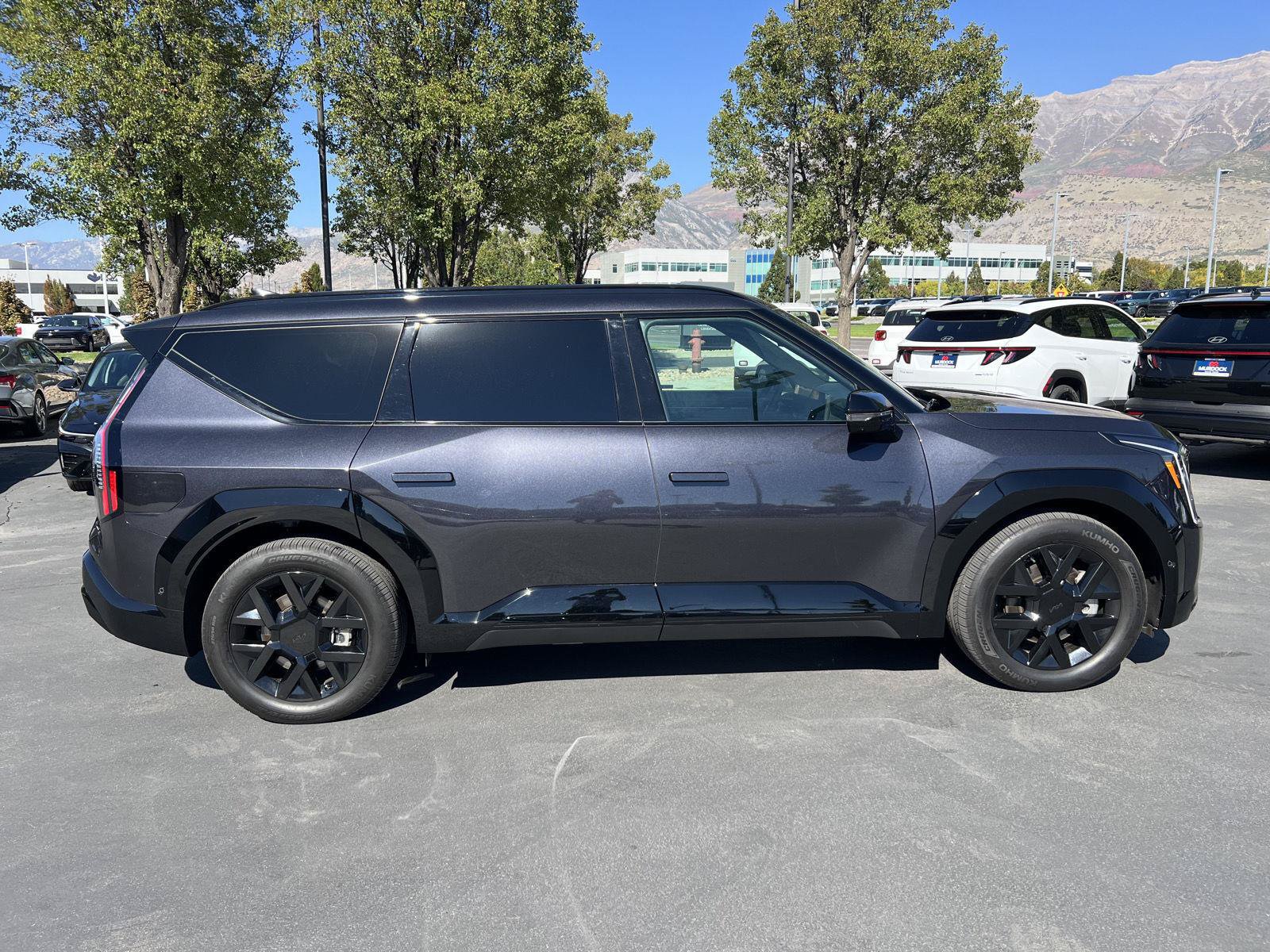 Used 2026 Kia EV9 Land w/ Nightfall Edition Package AWD/4WD image 17