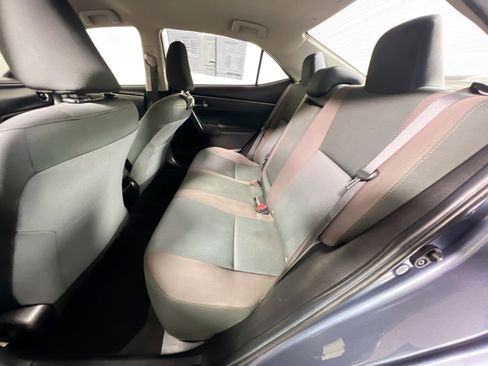 Used 2019 Toyota Corolla LE image 27