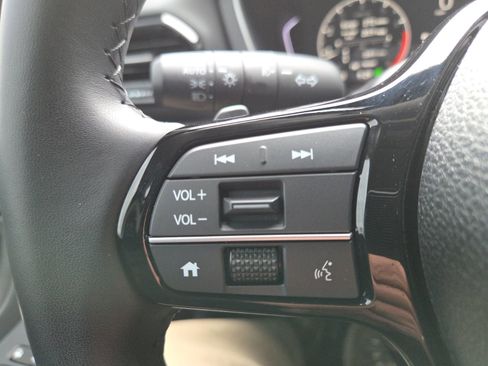 Used 2025 Honda Pilot EX-L image 26