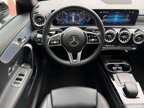 Used 2023 Mercedes-Benz CLA 250 image 13