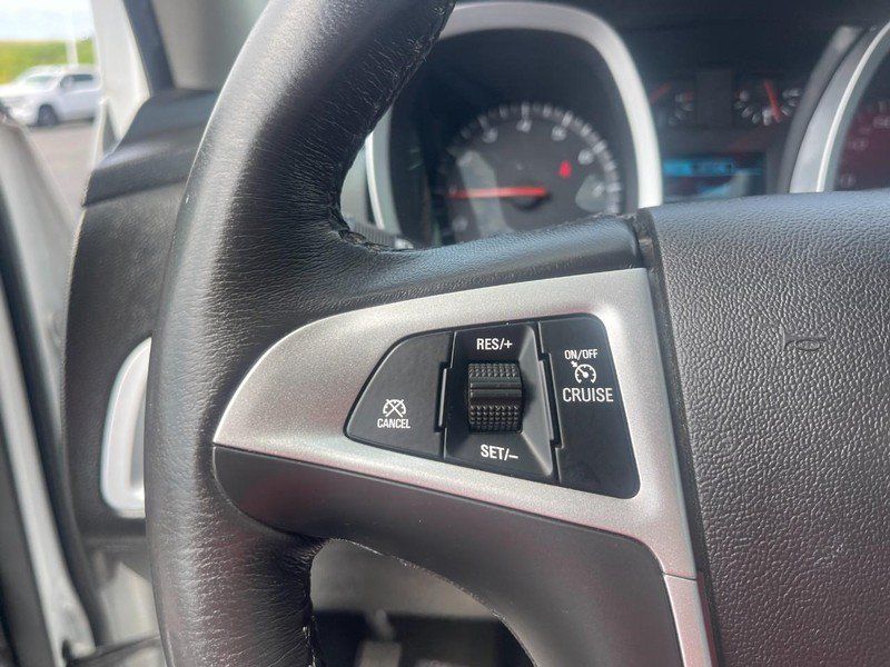 Used 2017 Chevrolet Equinox LT w/ Sport Edition FWD image 17