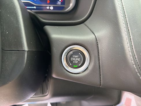 Used 2023 Chevrolet Suburban LT AWD/4WD image 12