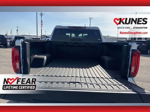 New 2026 GMC Sierra 1500 Denali Ultimate image 16