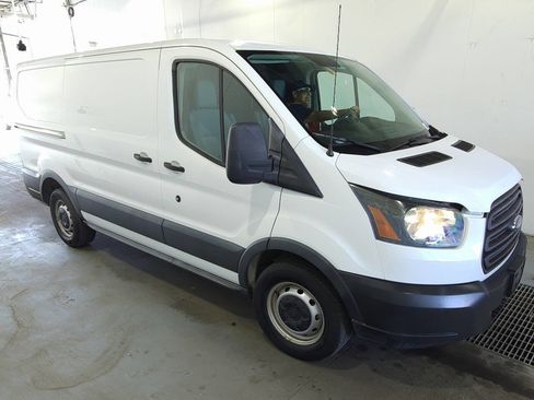 Used 2015 Ford Transit 150 130 Low Roof RWD image 1